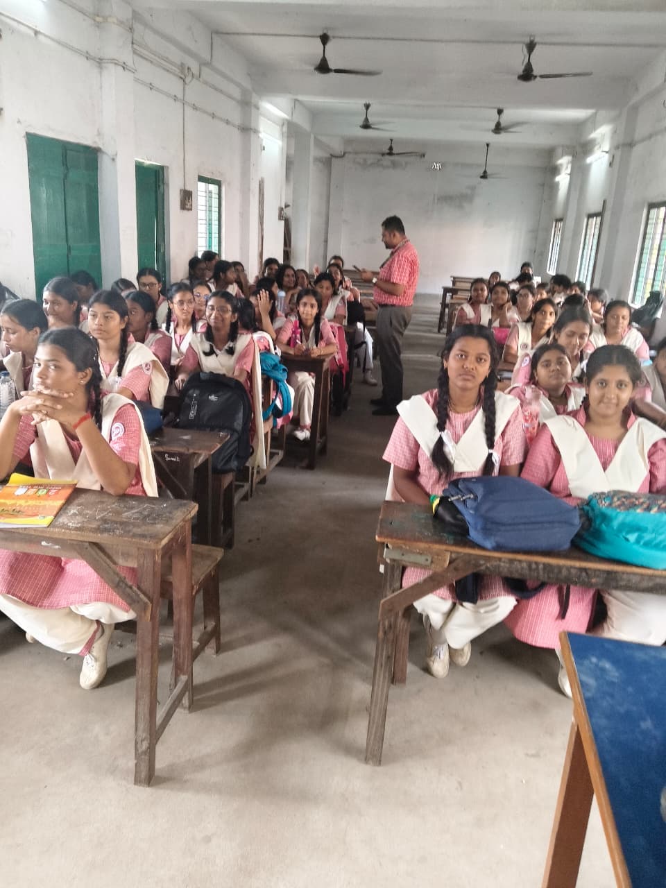 Addhyan Academy students and mentors