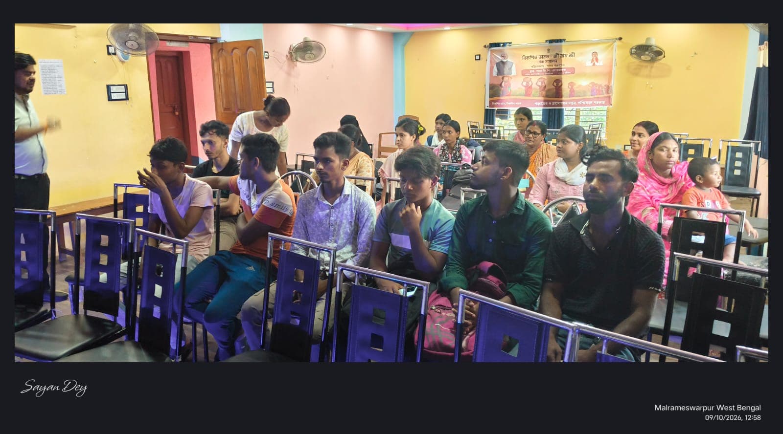 Addhyan Academy students and mentors