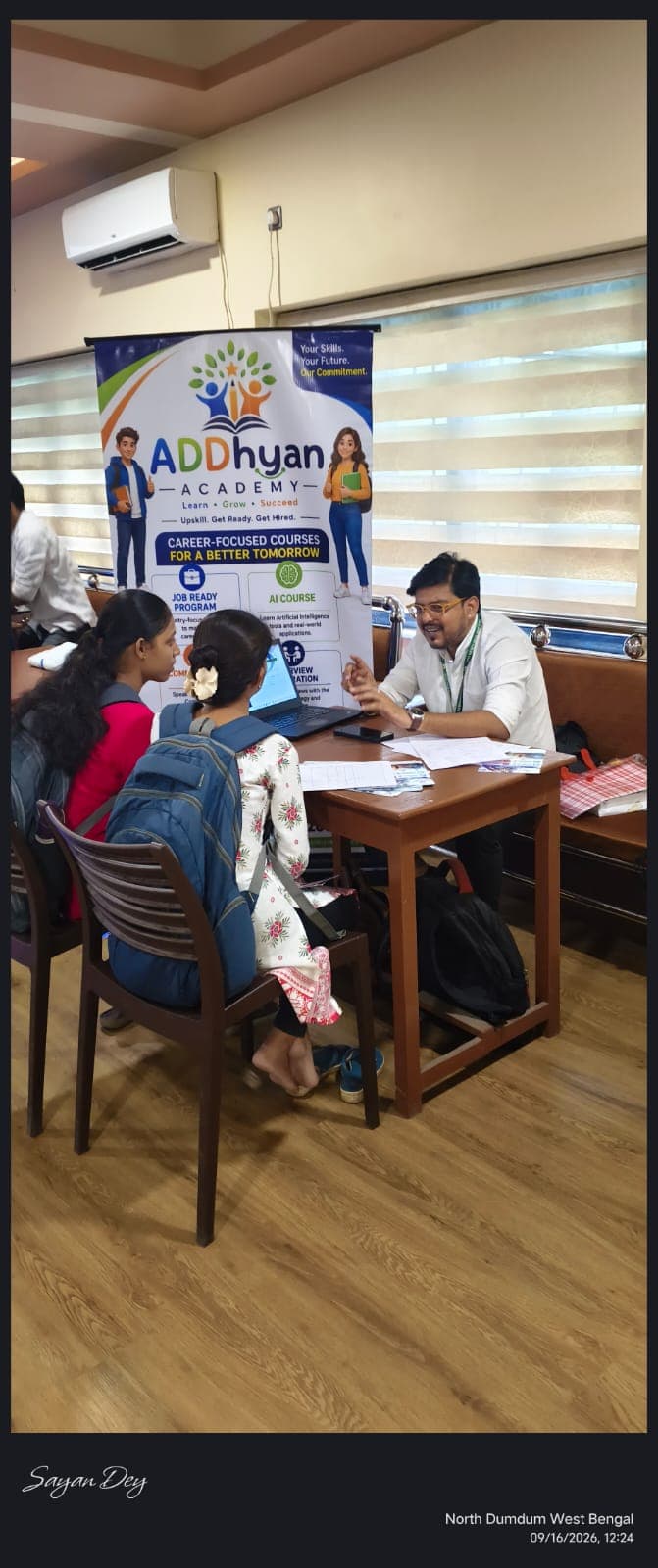 Addhyan Academy students and mentors